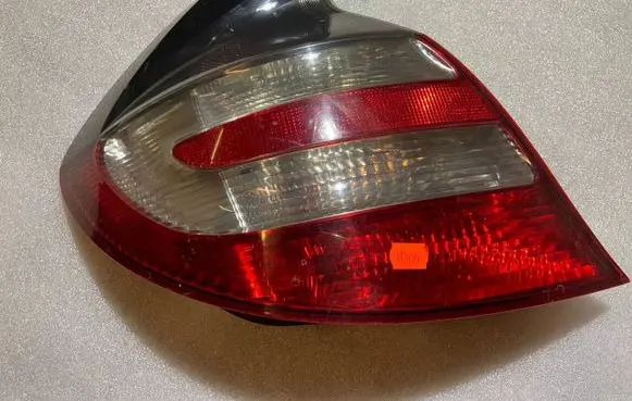 Mercedes-Benz C W203 Rear/tail lights 27742002