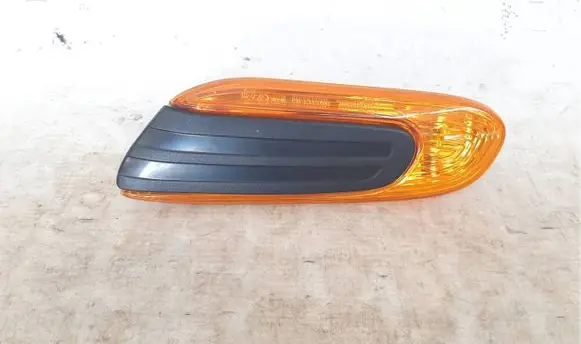 Mini One - Cooper F56 F55 Front fender indicator light 7298345 63137298345