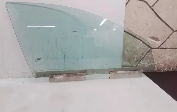 Volvo S60 Front door window glass four-door