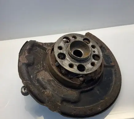 Mercedes-Benz E W211 Rear wheel hub A2113508308 2113508308