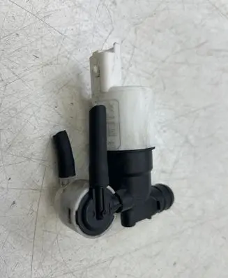 Peugeot 308 Windscreen/windshield washer pump 9632984980