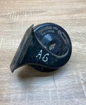 Audi A6 S6 C5 4B Horn signal 0092018 KLAXONTR99