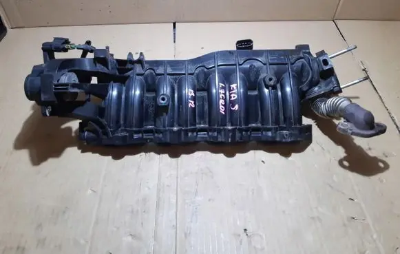 KIA Sportage Intake manifold