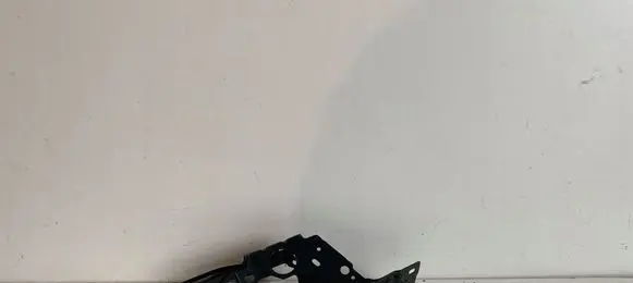 BMW 4 G22 G23 G24 G26 Fender mounting bracket 8739318