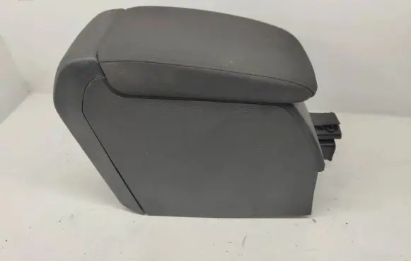 Volkswagen Golf VI Armrest 1K5864251C