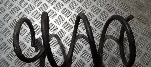 BMW 5 E39 Front coil spring