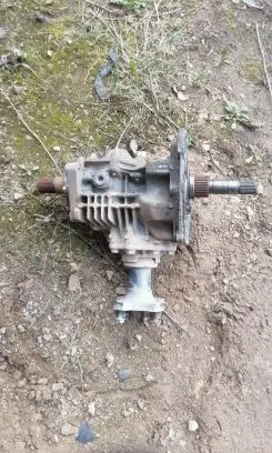 Dacia Duster Gearbox transfer box case 8200988056 8200988059 8200988057