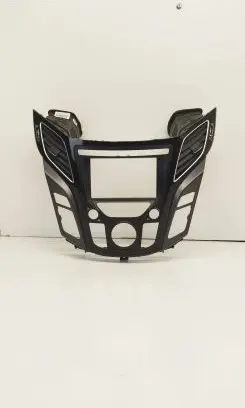 Hyundai i40 Dash center air vent grill U09C653810