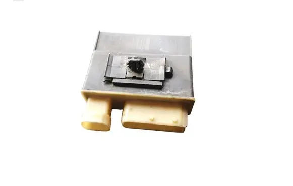 Citroen C5 Glow plug pre-heat relay 9652021180 018019951
