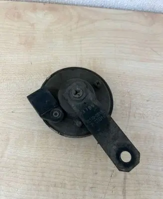 Toyota Prius (XW20) Horn signal 8651028130