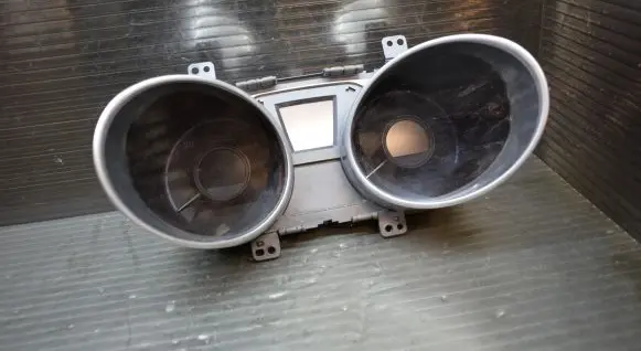 Hyundai ix35 Speedometer (instrument cluster) 940072Y321
