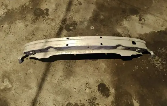 Front bumper cross member
