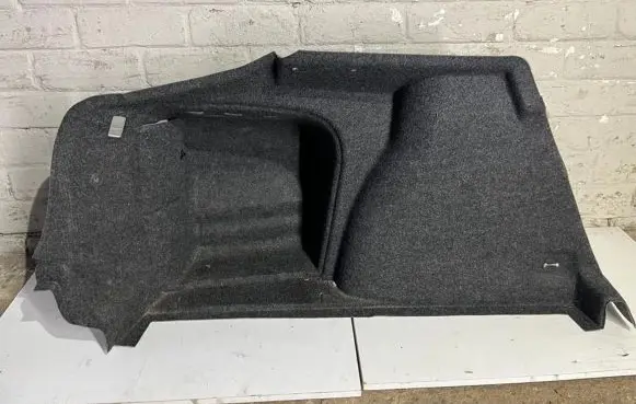 Skoda Octavia Mk2 (1Z) Trunk/boot side trim panel 1Z5867427M T10D82