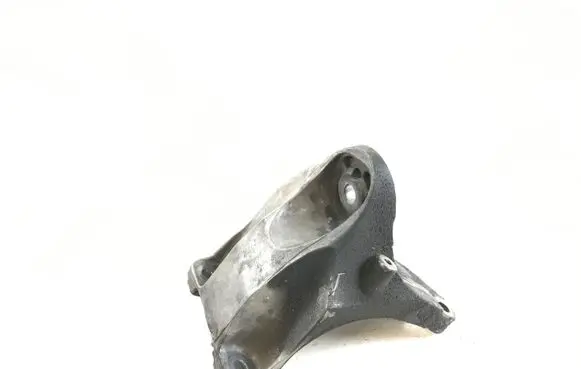 Audi Q7 4L Engine mounting bracket 7L8199307D