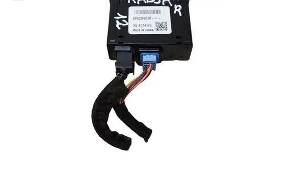 Renault Kadjar AUX in-socket connector 280239853R DQ16774143