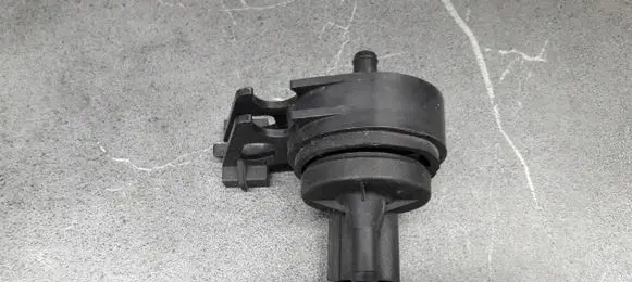 Volkswagen Fox Fuel tank valve 600133519A