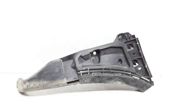 Volvo XC90 Front bumper mounting bracket 08620563