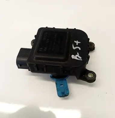 Volkswagen PASSAT B5.5 Air flap motor/actuator 0132801215
