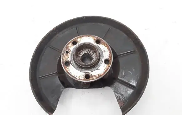 Volvo V70 Rear wheel hub 31360027