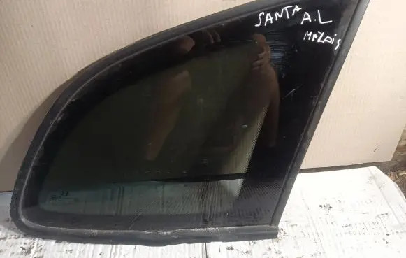 Hyundai Santa Fe Rear side window