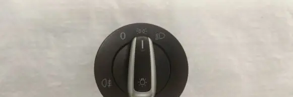 Volkswagen Golf VI Other switches/knobs/shifts 3C8941431B