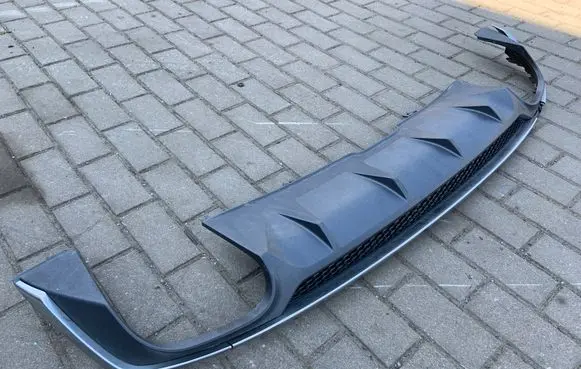 Rear bumper lower part trim