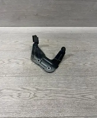 BMW X3 G01 Fender mounting bracket 7424677