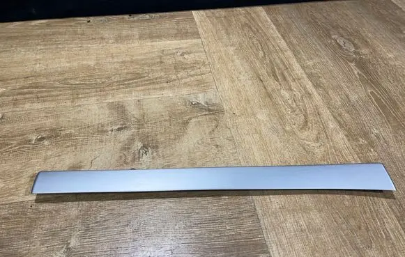 Dashboard side end trim