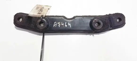 Mercedes-Benz C W203 Engine mounting bracket