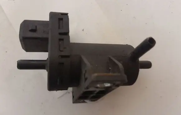Renault Laguna II Turbo solenoid valve 7700113709