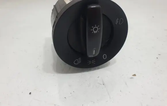 Volkswagen Caddy Light switch 1T0941431T