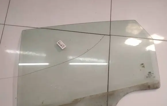 Hyundai i30 Rear door window glass AS2
