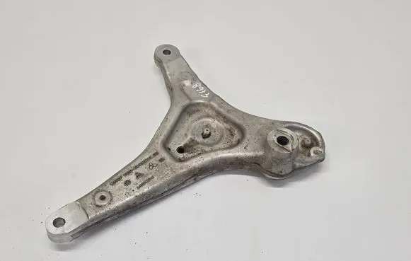 BMW 5 G60 Front lower control arm/wishbone 6898522