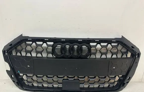 Audi A1 Front grill 82A853651B 82A853653B 82A853651
