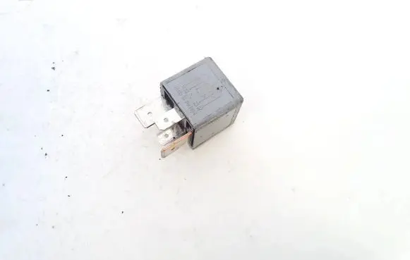 Volkswagen PASSAT B3 Other relay 191937503