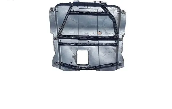 Dacia Logan II Engine splash shield/under tray 758904911R