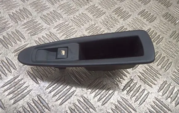 Citroen C4 I Quarter vent window switch 9650912777