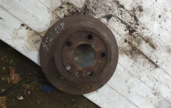 Volkswagen Transporter - Caravelle T4 Front brake disc NOCODE