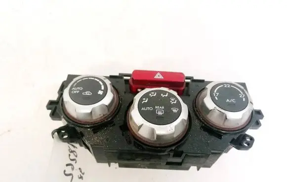 Subaru Forester SH Climate control unit 72311SC060 T1007170D