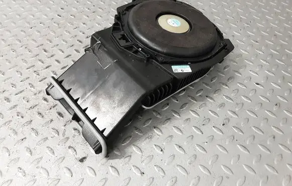 BMW X1 U11 Subwoofer speaker 65135A052F7 5A052F7