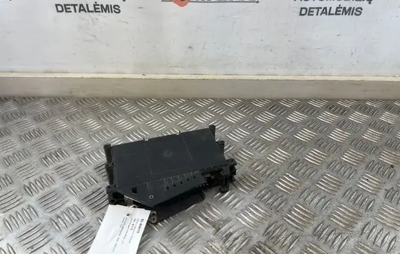 Volkswagen Golf III ABS control unit/module 1H0907379