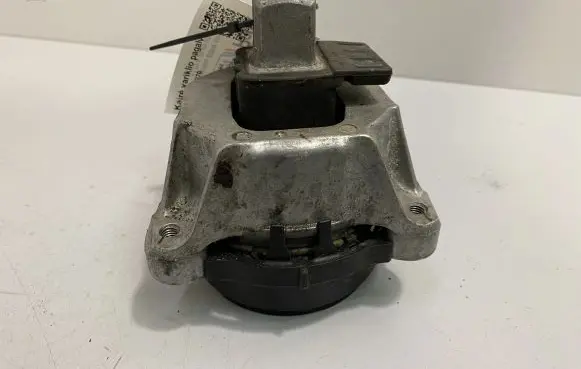 BMW 5 G30 G31 Engine mount bracket 1234567