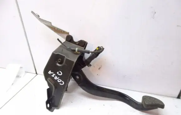 Opel Corsa C Brake pedal 90460325