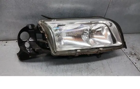 Volvo S80 Front reflector 