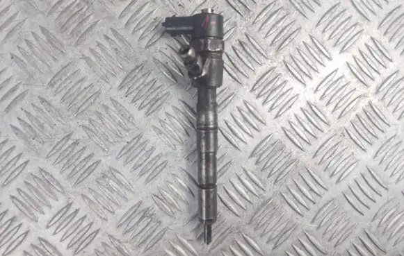 Opel Zafira B Fuel injector 0445110159