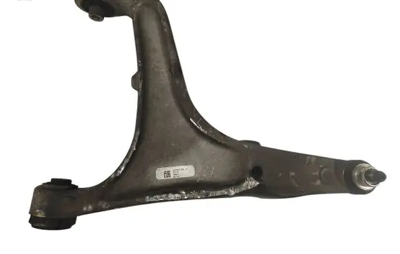 Maserati Ghibli Front lower control arm/wishbone 06700071800