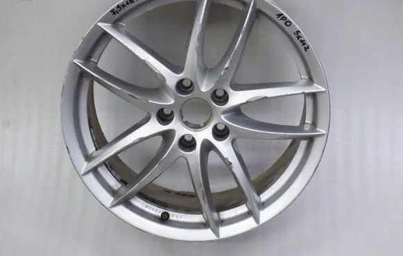 Seat Leon (1P) R18 alloy rim 