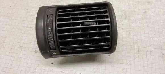 Audi A4 S4 B5 8D Dashboard side air vent grill/cover trim 8D1820901