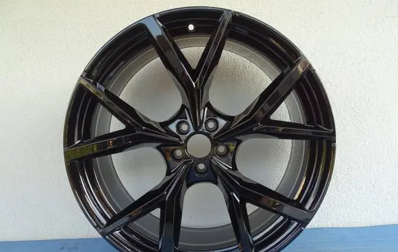 Volkswagen Touareg III R22 alloy rim 760601025AF
