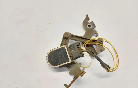 Volvo XC40 Headlight/headlamp level sensor 32221958JLK01
